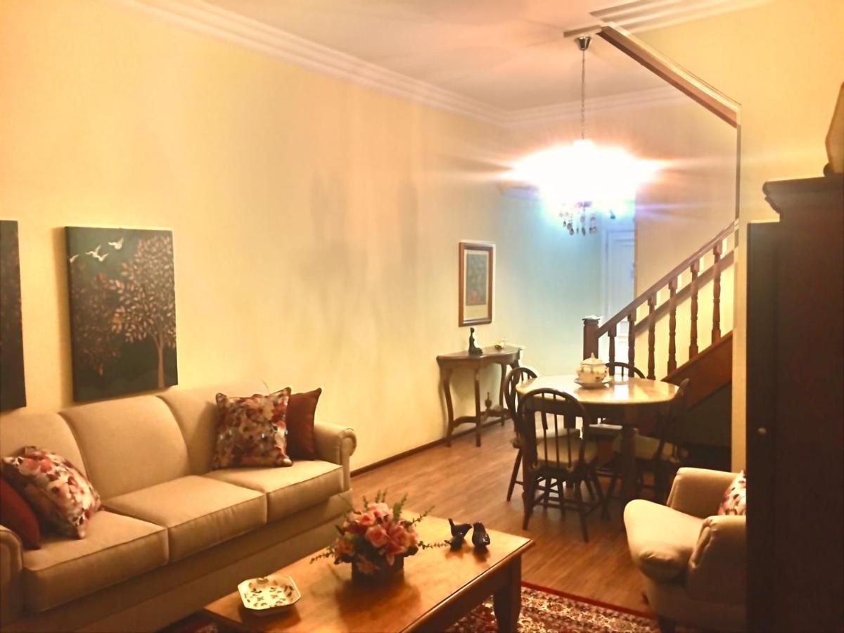 Center Suico Flats Apartahotel