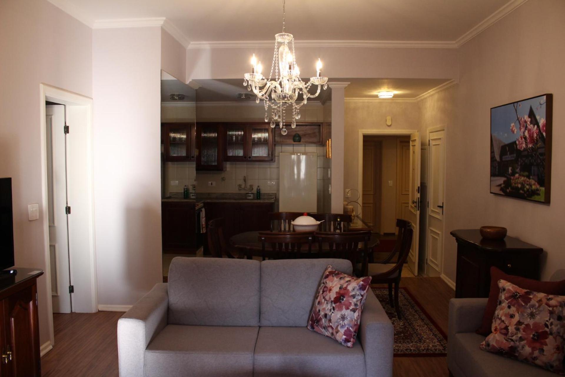 Center Suico Flats Apartahotel